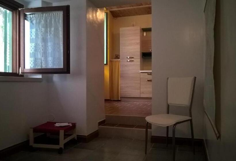 آپارتمان دوبلکس 1 خوابه, La Piccola Torre