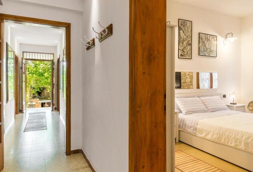Quarto Estandar, Relais Des Roches