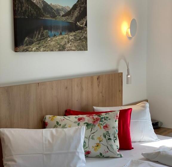 Apartamento 3 Dormitórios, Dachsteinblick