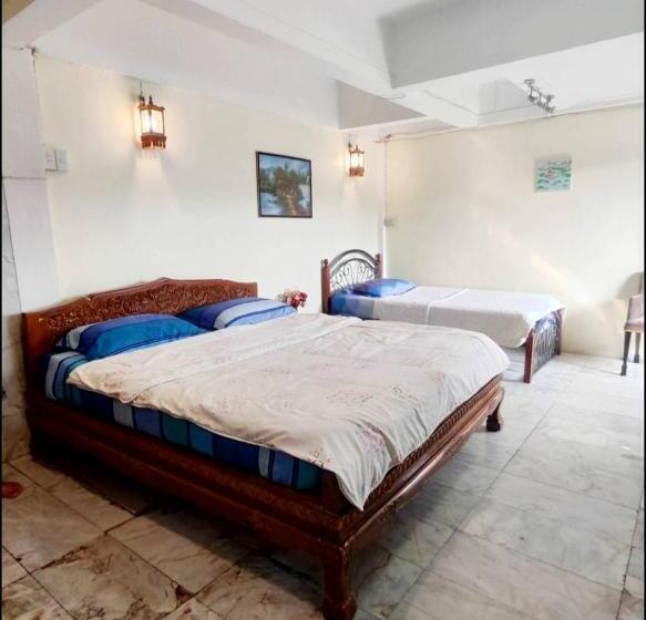 スタンダードトリプルルーム, Tientong Guesthouse