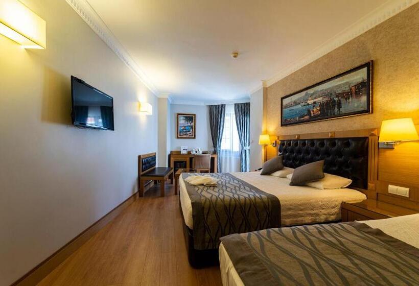 اتاق سوپریور سه تخته, Levent Hotel Istanbul