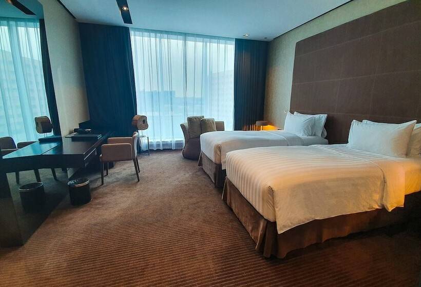Номер Superior, The Canvas Dubai, Mgallery Hotel Collection