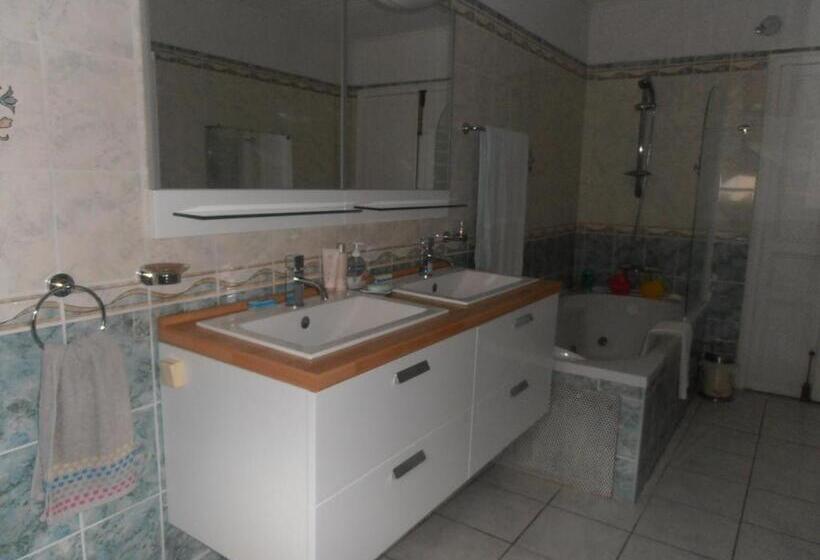 Номер Стандарт Совместная Ванная, L Orchidée