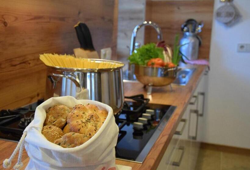 발코니가 있는 2 베드룸 아파트, Sule Hof Agriturismo