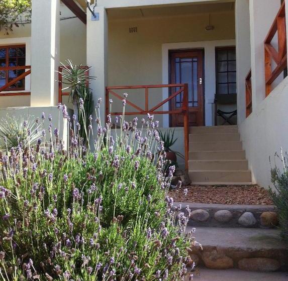 Номер Стандарт Вид на Сад, Koedoeskloof Guesthouse