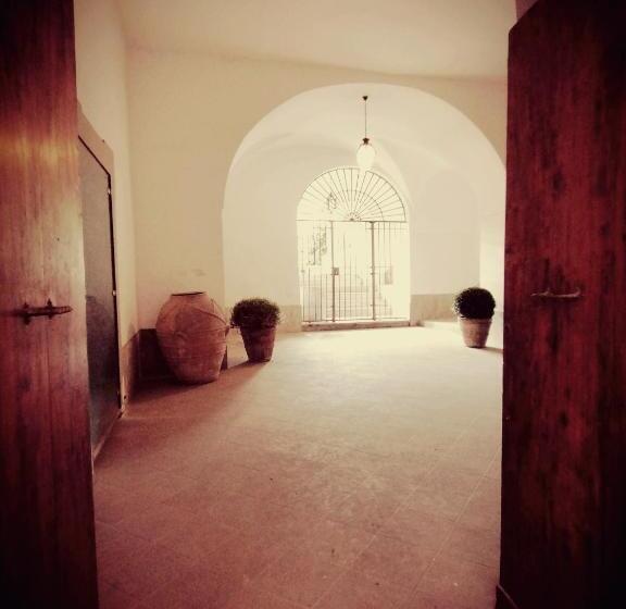 اتاق استاندارد سه نفره, B&b Palazzo Lanza
