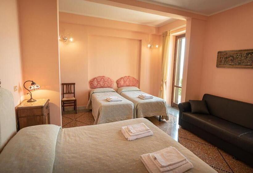 اتاق استاندارد چهار تخته, Agriturismo Villa Val D Olivi