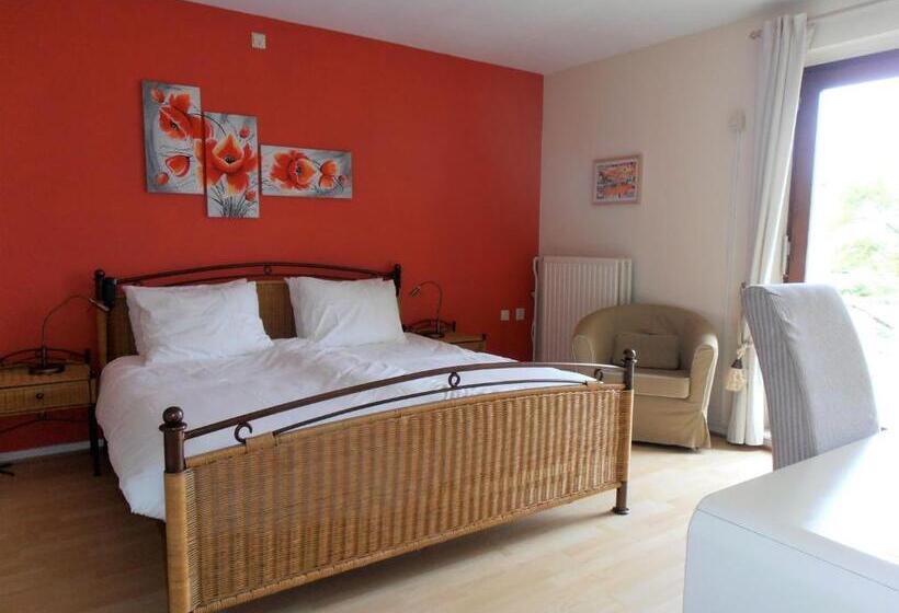 اتاق لوکس با چشم‌انداز باغ, B&b Jossefin Tuinen
