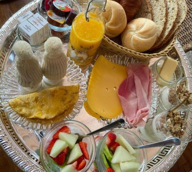 Студия Стандарт, B&b Het Smitshoekje