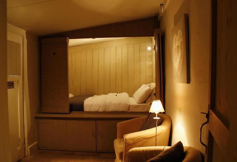 Номер Стандарт, B&b Hoeve De Steenoven
