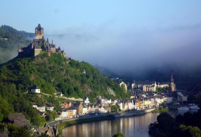 Апартаменты 2 Спальни, Apartment Happy Mosel