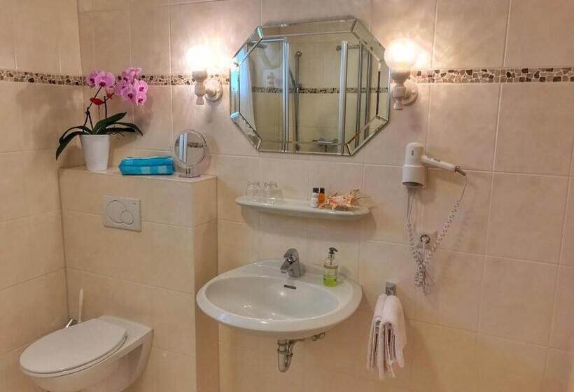 Номер Комфорт, Apartment Happy Mosel