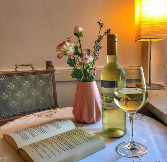 Апартаменты 2 Спальни, Apartment Happy Mosel