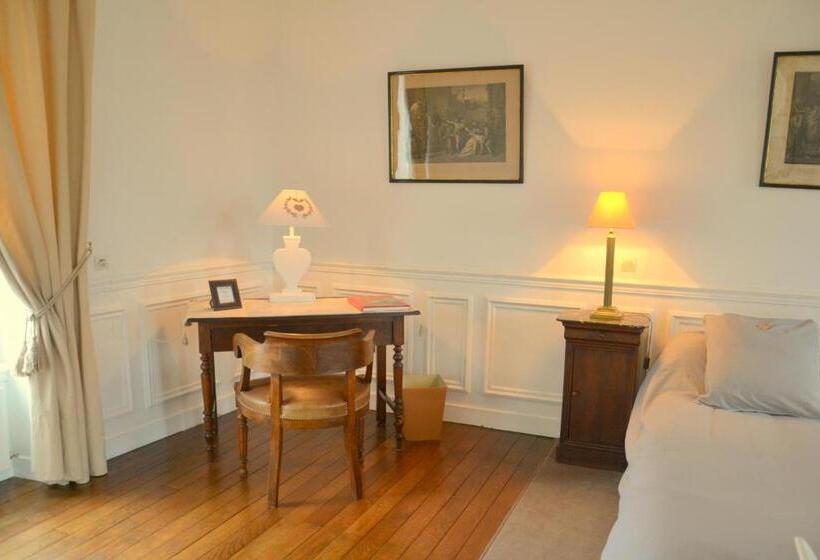 اتاق استاندارد با چشم‌انداز باغ, Clos De Bellefontaine B&b