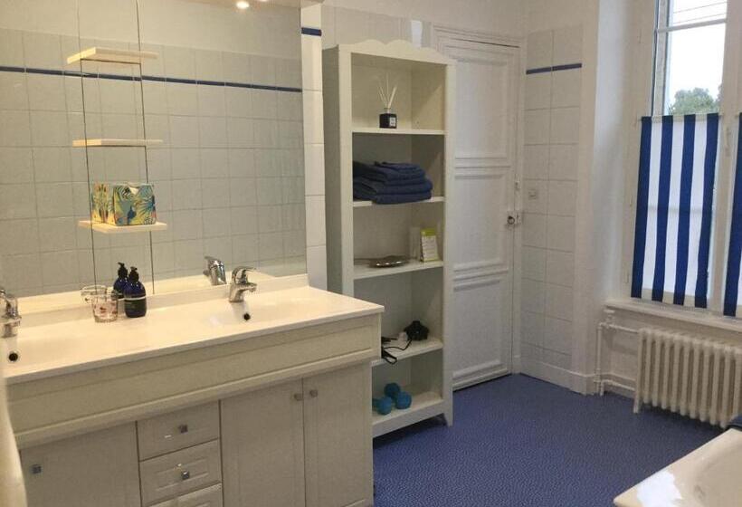اتاق استاندارد با چشم‌انداز باغ, Clos De Bellefontaine B&b