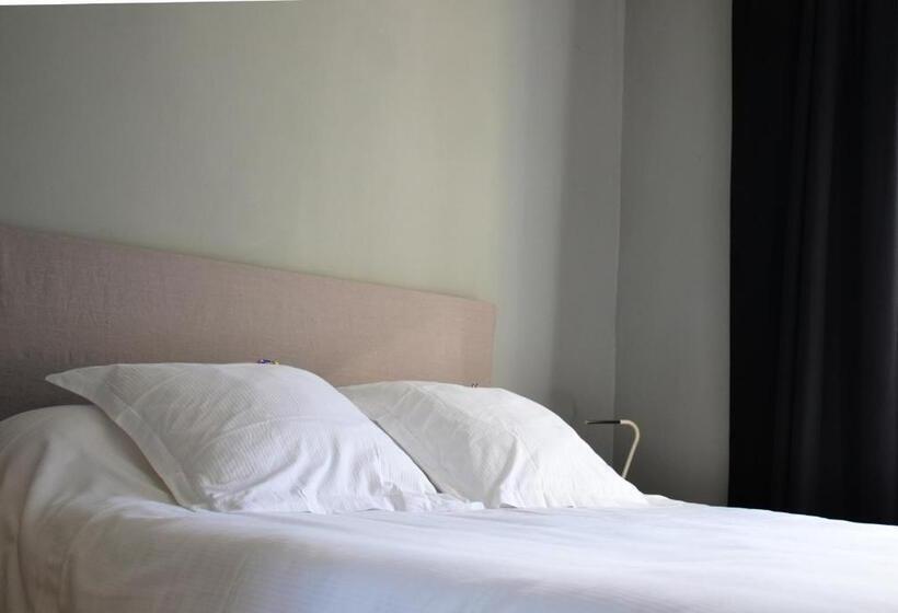 اتاق استاندارد با چشم‌انداز باغ, Clos De Bellefontaine B&b