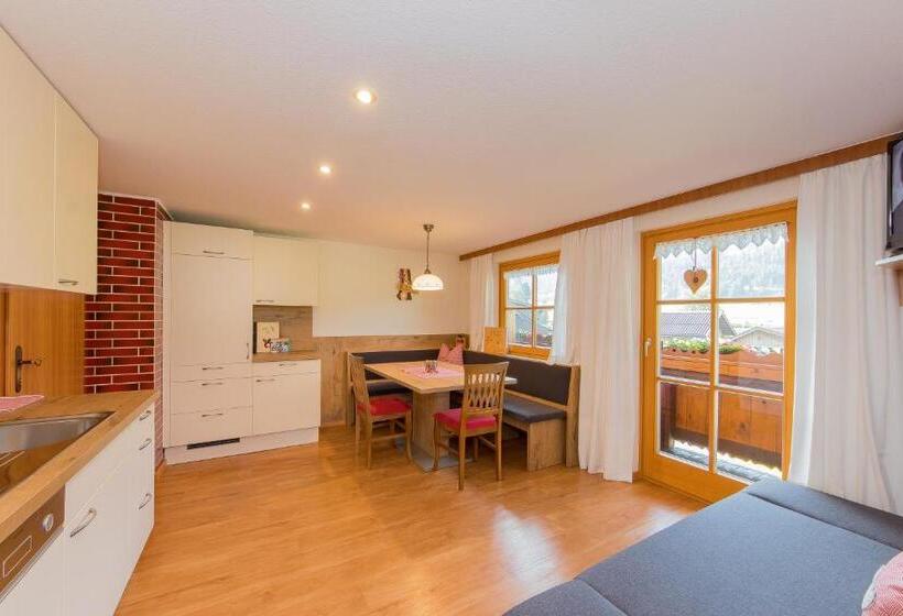 家庭公寓, Appartement Arnoldgut