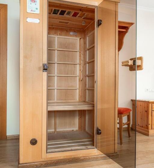 高级大房间, Appartement Arnoldgut