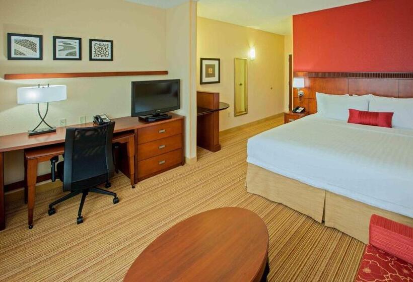 Стандартный Номер Кровать Кинг, Courtyard Louisville Northeast