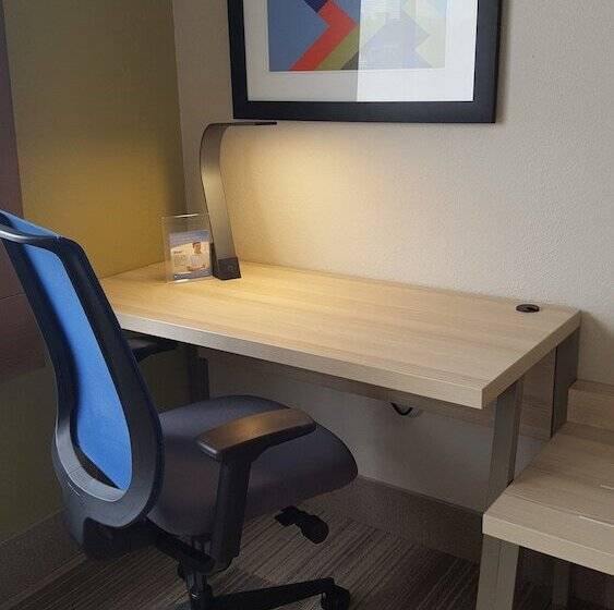 스탠다드 룸, Holiday Inn Express Louisville Northeast, An Ihg