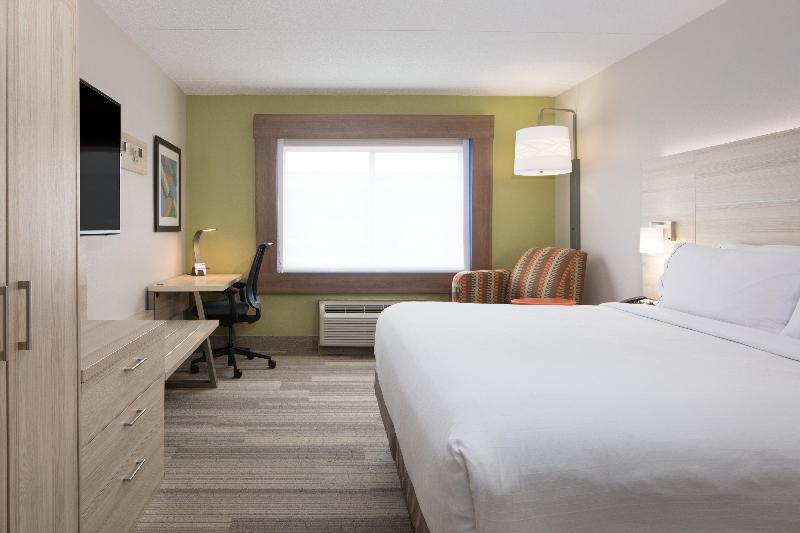 스탠다드 룸 킹사이즈 침대, Holiday Inn Express Louisville Northeast, An Ihg