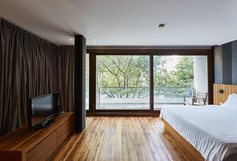 Escritório Estandar Cama Casal, Luxx Langsuan Hotel   Sha Plus