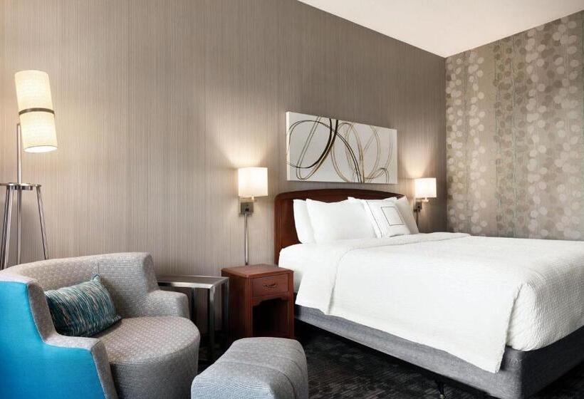스탠다드 룸 킹사이즈 침대, Courtyard By Marriott Salinas Monterey