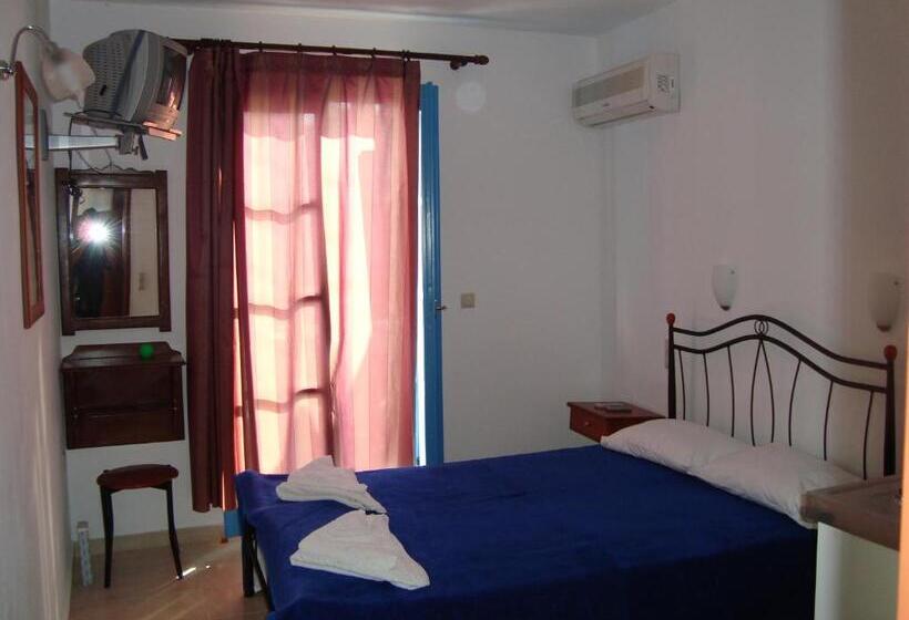 اتاق استاندارد چهار تخته, Vakhos Island