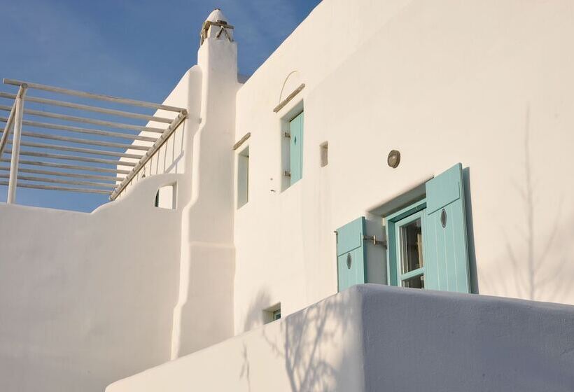سوییت خانوادگی, Medusa Beach Resort & Suites