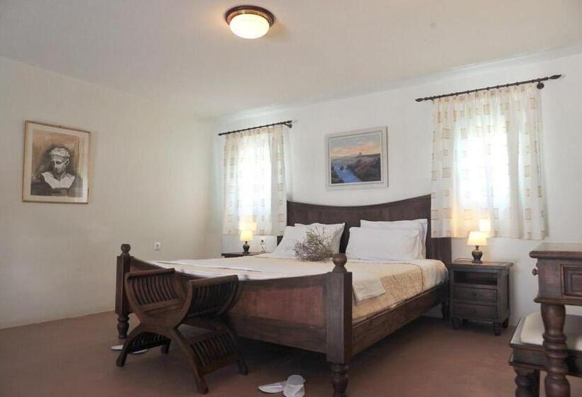 سوییت جونیور, Medusa Beach Resort & Suites