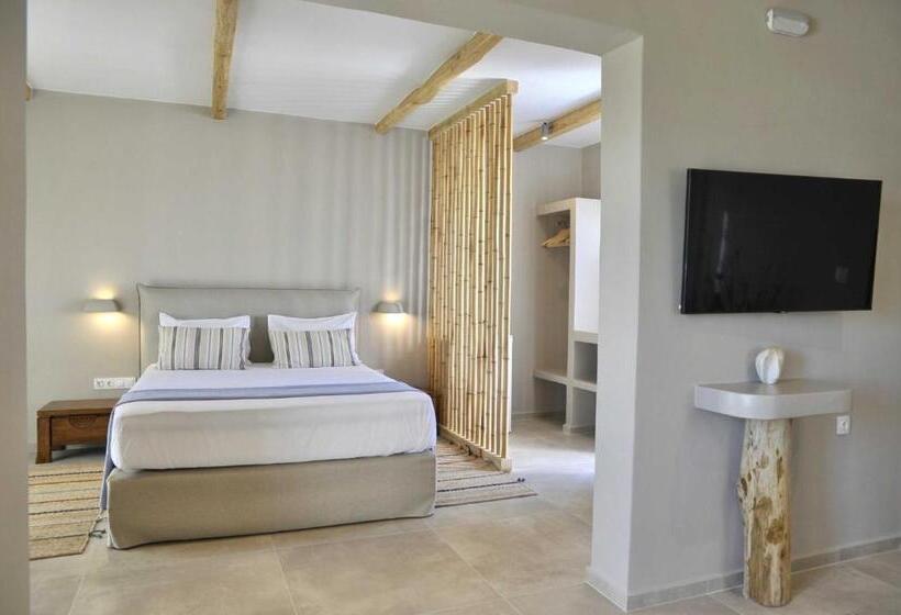 سوییت با چشم‌انداز دریا, Medusa Beach Resort & Suites