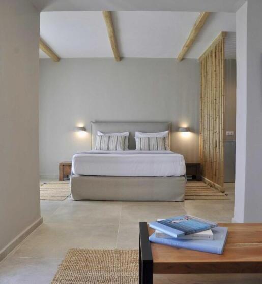 سوییت با چشم‌انداز دریا, Medusa Beach Resort & Suites