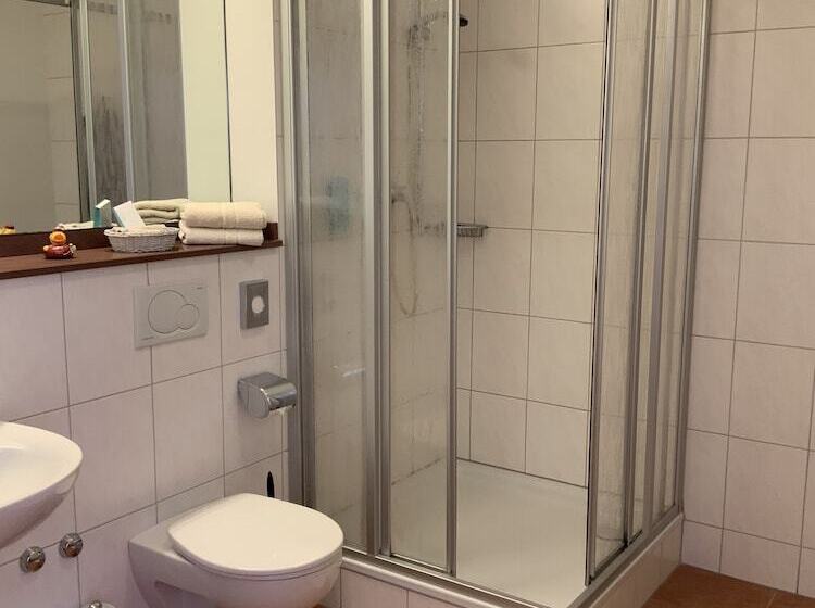 اتاق استاندارد, Altstadthotel Arte