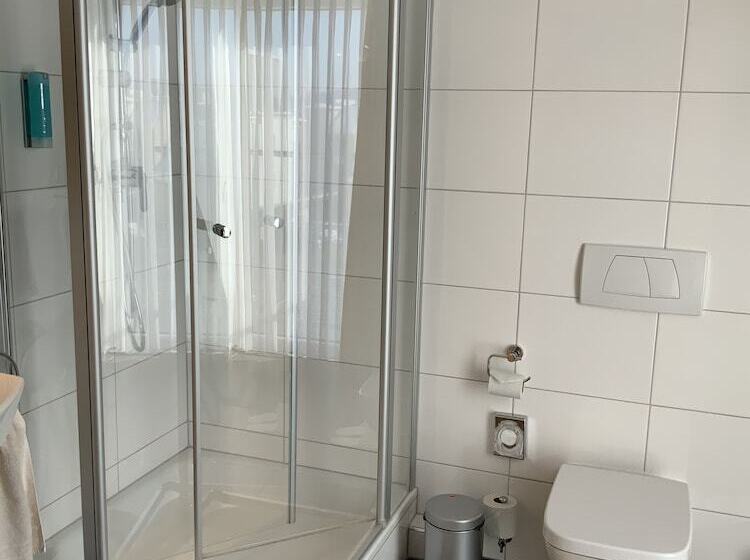 سوییت جونیور, Altstadthotel Arte