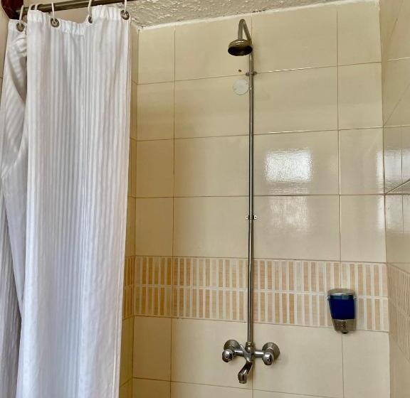 اتاق سوپریور, Kenya Comfort Suites