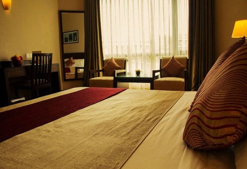 اتاق لوکس, Pokhara Grande