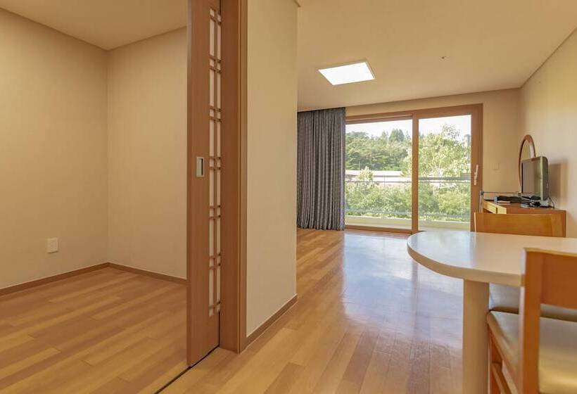 Семейный Номер, Sono Calm Gyeongju