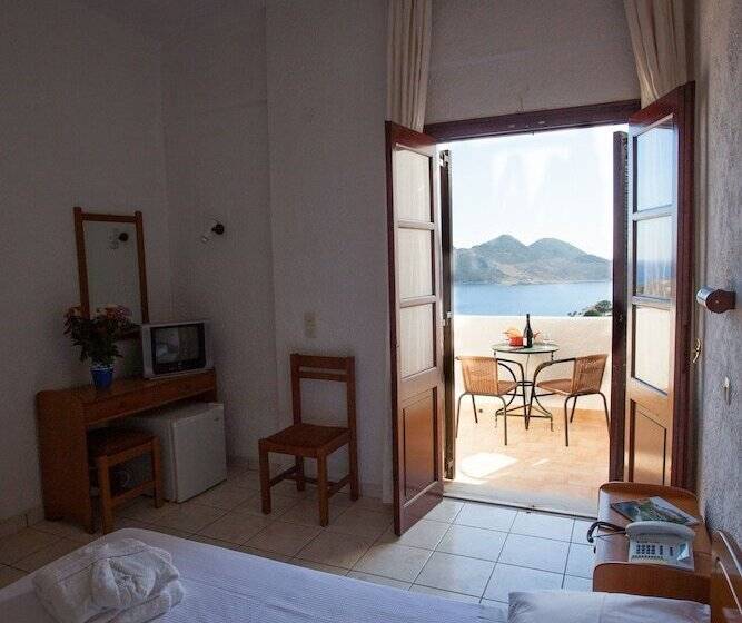 Номер Стандарт Вид на Море, Golden Sun Hotel Patmos
