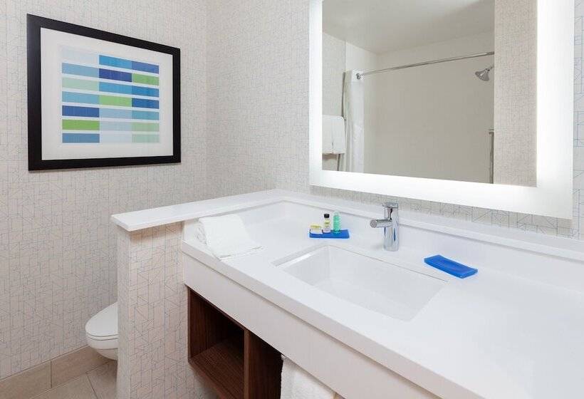 Номер Стандарт Двуспальная Кровать с Видом, Holiday Inn Express Hotel & Suites Ventura Harbor, An Ihg