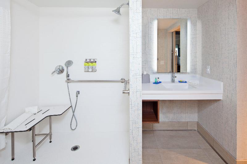 Стандартный Номер Кровать Кинг, Holiday Inn Express Hotel & Suites Ventura Harbor, An Ihg
