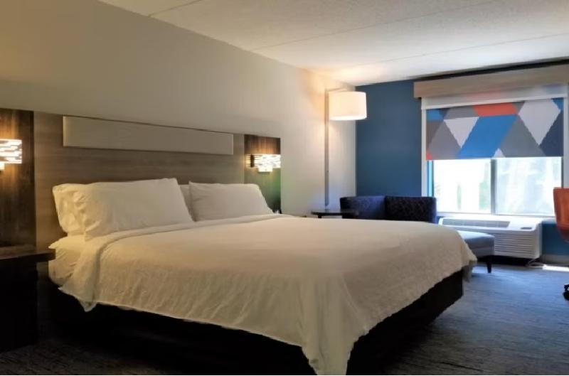 キングサイズベッドのスタンダードルーム, Holiday Inn Express Apex   Raleigh, An Ihg