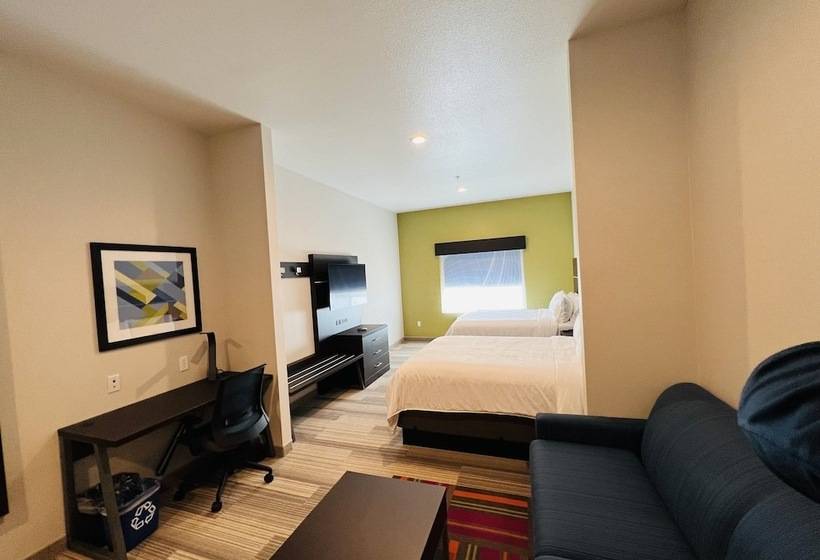 Люкс, Holiday Inn Express & Suites Salinas, An Ihg