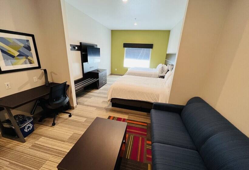 Люкс, Holiday Inn Express & Suites Salinas, An Ihg