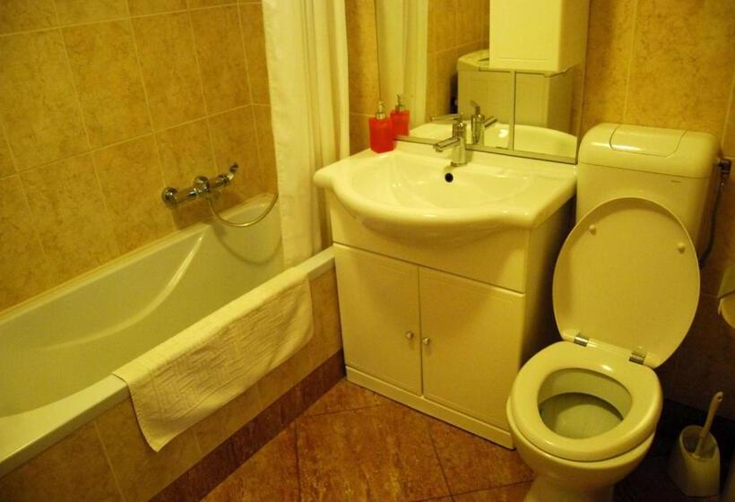 آپارتمان 1 خوابه, Boomerang Hostel