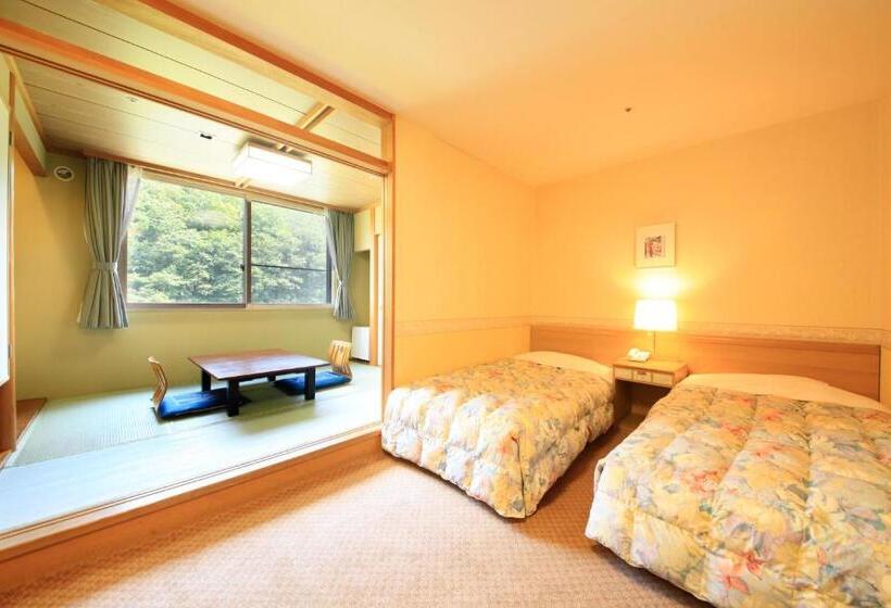 Номер Стандарт, Park Hotel Miyabitei