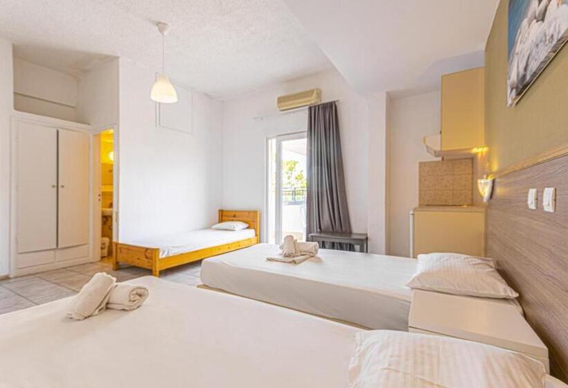 Четырехместный Номер Стандарт с Балконом, Simple Hotel Hersonissos Sun