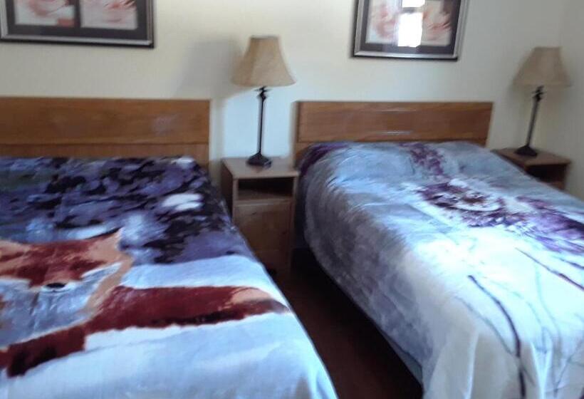 Номер Стандарт 2 Двуспальные Кровати, Mountain View Motel