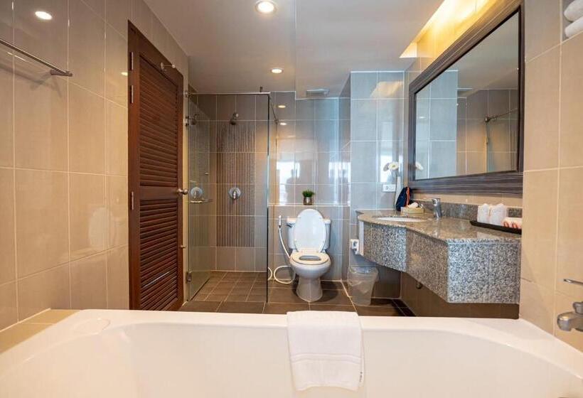 Номер Deluxe Вид на Город, J Pattaya