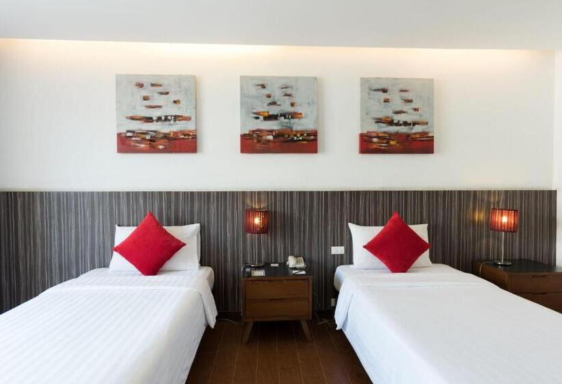 Номер Deluxe Вид на Город, J Pattaya