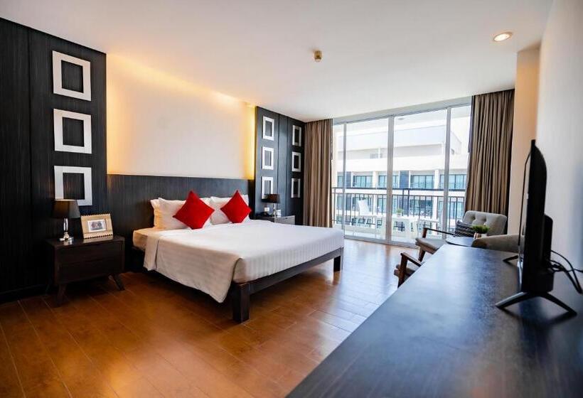 Номер Deluxe Вид на Город, J Pattaya
